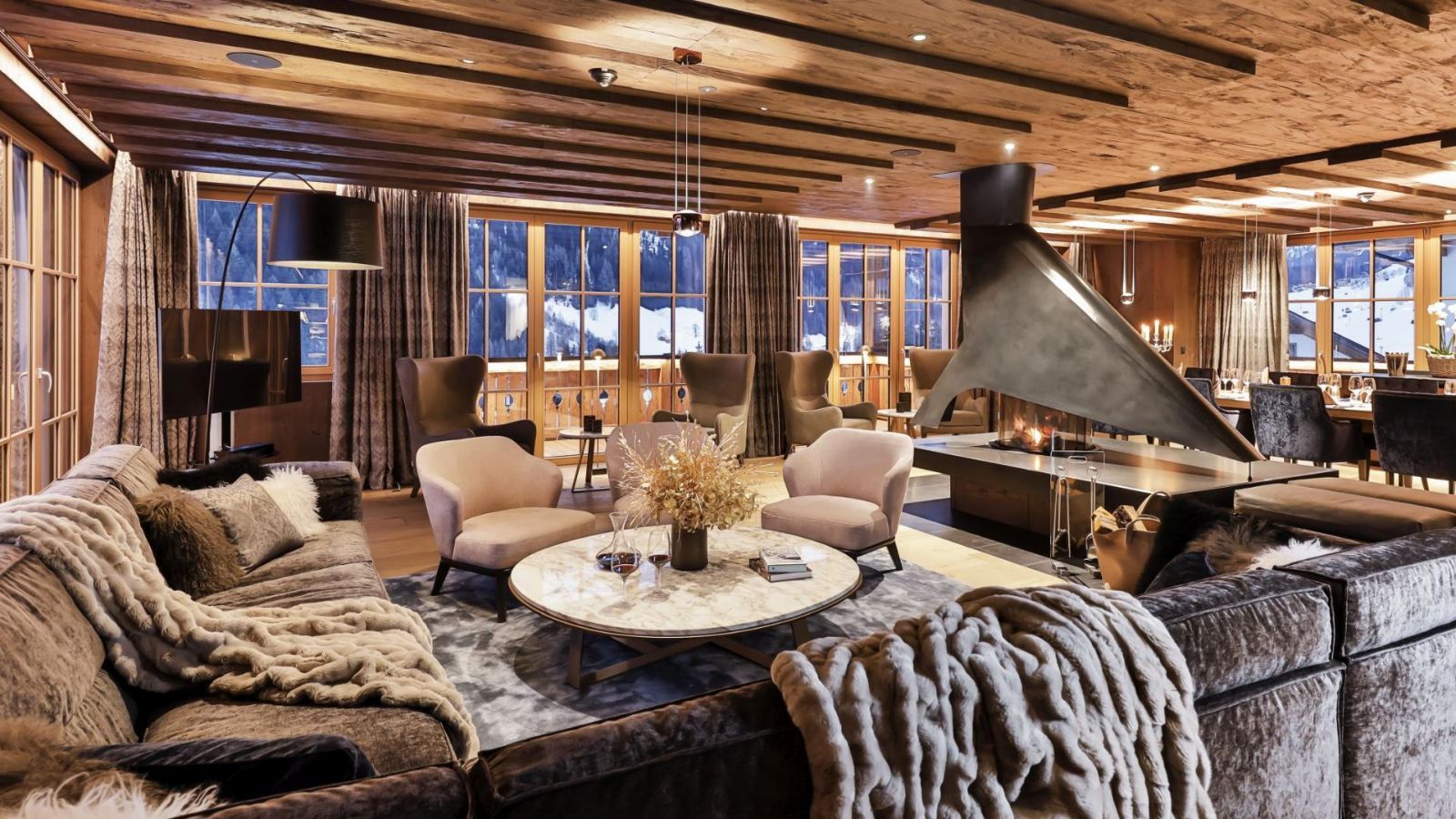 Luxury-Ski-Chalet-St Anton-Lena-Oxford-Ski- Lounge.jpg