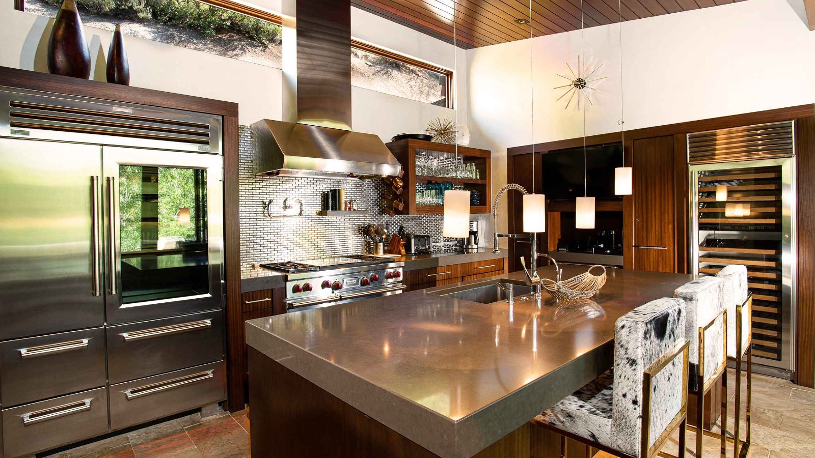 Luxury-Ski-chalet-Aspen-SilverKing-Oxford-Ski-Kitchen .jpg