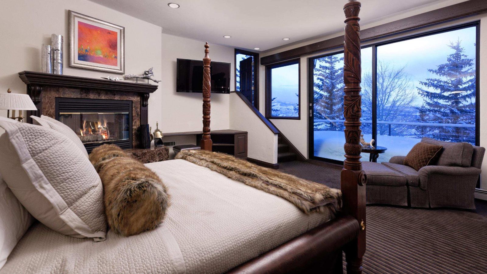 Luxury-Ski-chalet-Aspen-Four peaks-Oxford-Ski-Bedroom (1).jpg