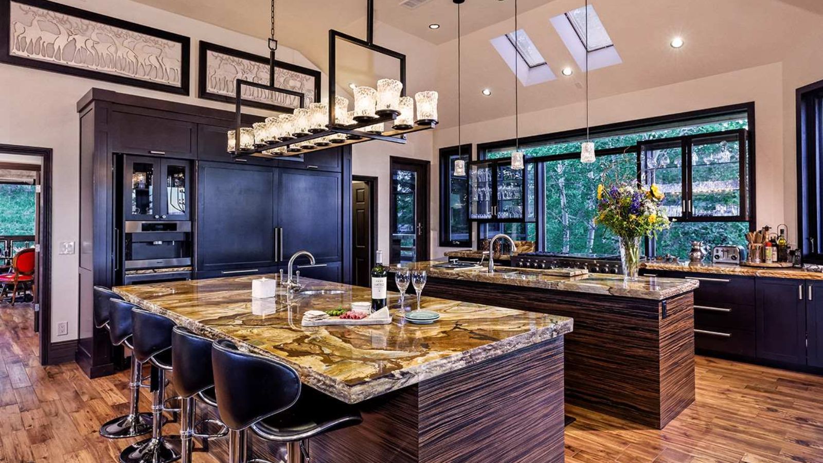 Luxury-Ski-chalet-Aspen-Four peaks-Oxford-Ski-Dinning room.jpg