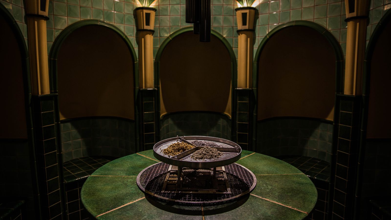 Luxury-Ski-Hotel-Gstaad-Le-Grand-Bellevue-Oxford-Ski-Spa (2).jpg