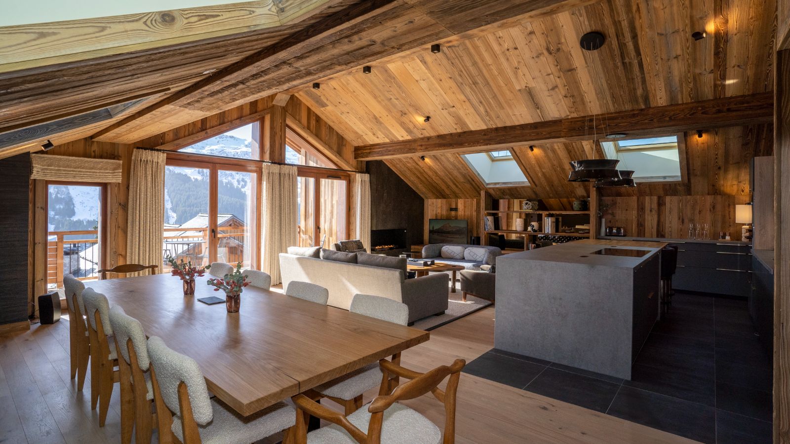 Luxury-Ski-Chalet-Meribel-Chalet-Le-Cygne-Oxford-Ski-Living-Room (24).jpg