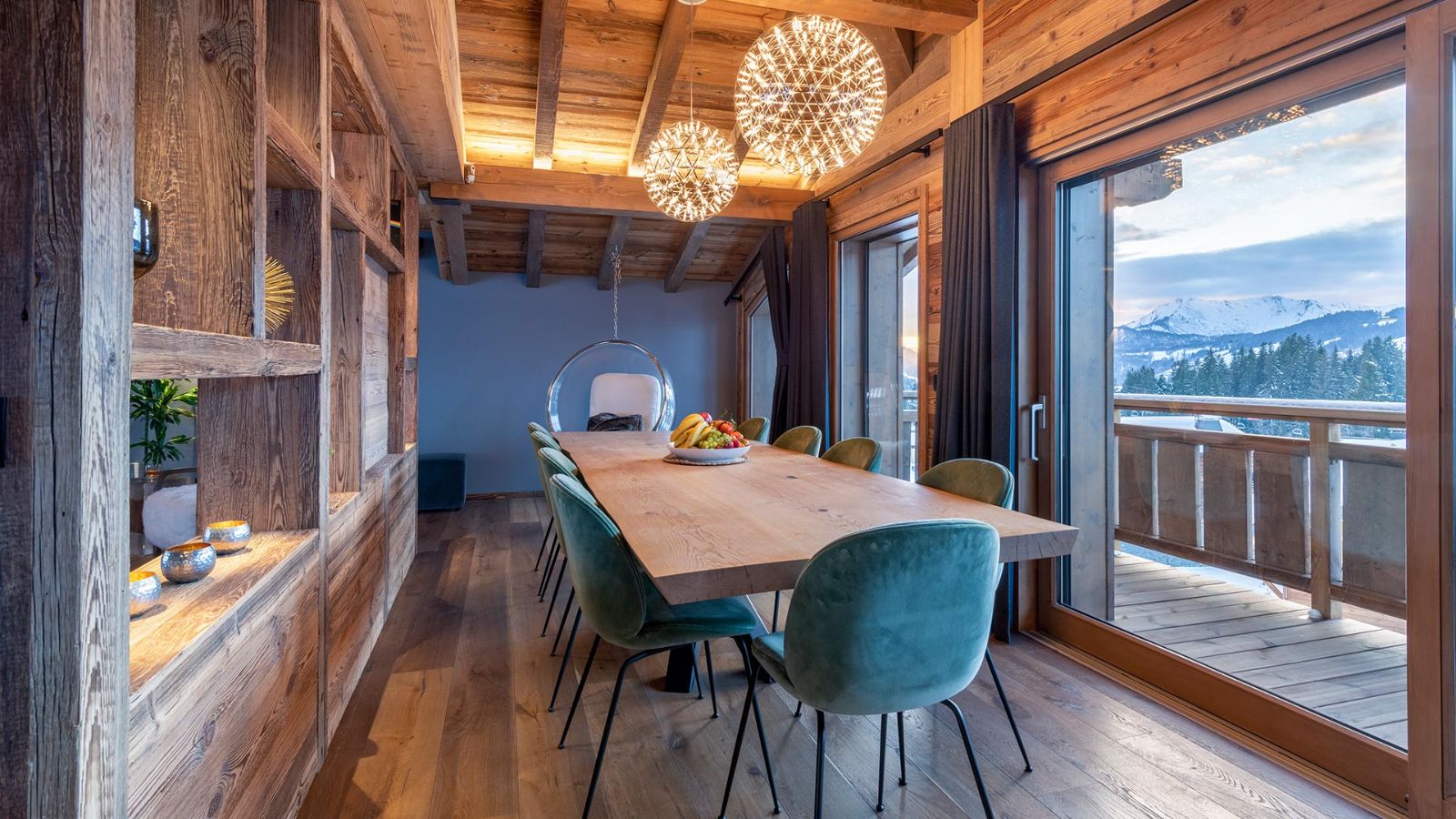 Luxury-ski-chalet-Les-Gets-Le-sapins-oxford-ski-Dining.jpg