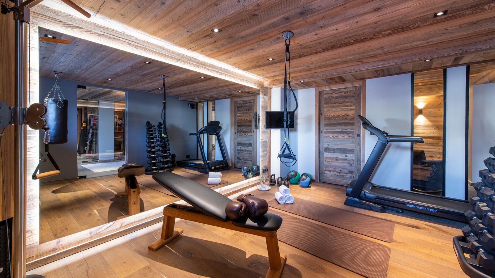 Luxury-ski-chalet-Les-Gets-Le-sapins-oxford-ski-Gym.jpg