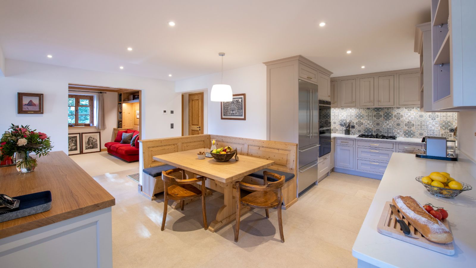 Luxury-ski-chalet-Verbier-Tire Bouchon-Oxford-Ski-Kitchen.jpg