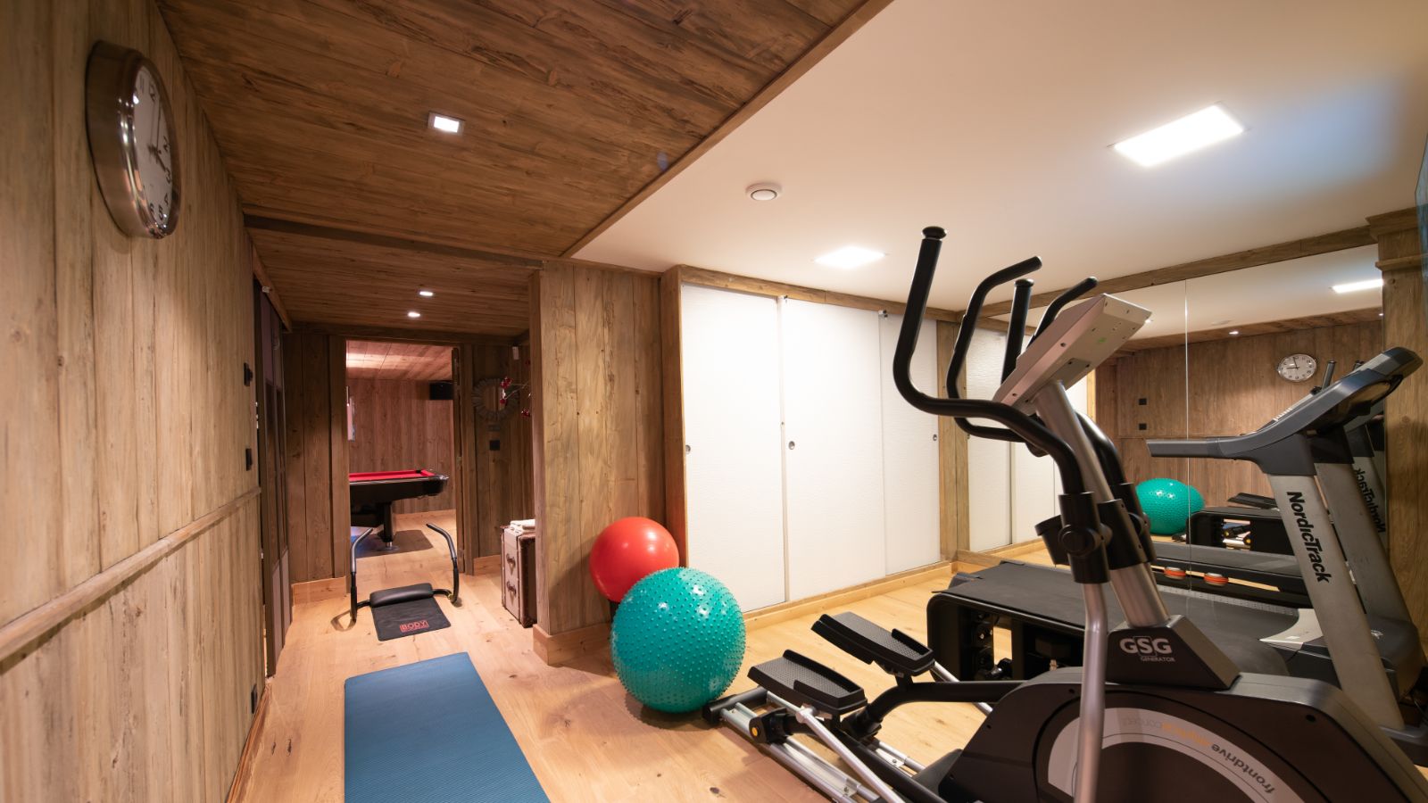 Luxury-ski-chalet-des-ours-osc-gym.jpg