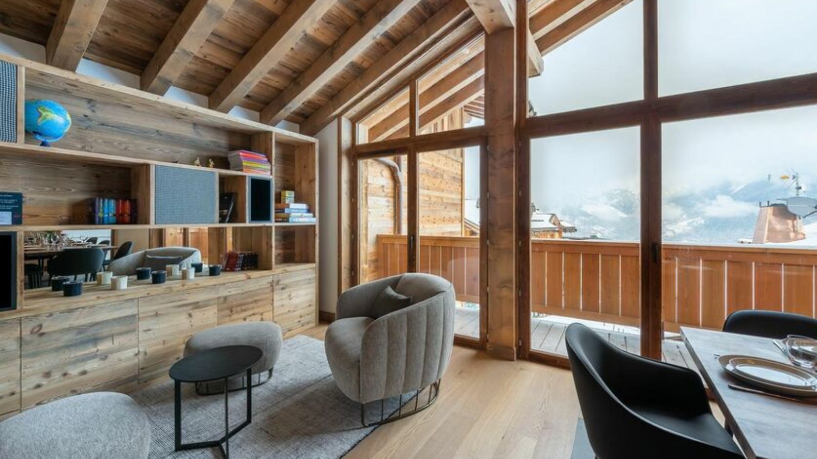 Luxury-ski-chalet-courchevel-chalet-ciuk-oxford-ski-sn1.jpg