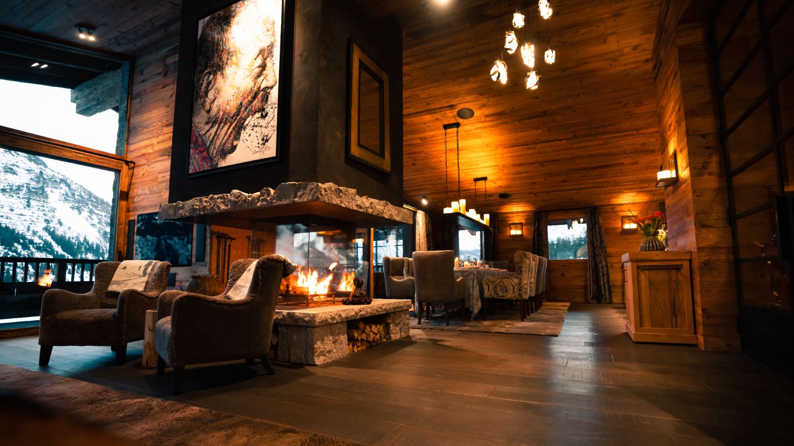 Luxury-Ski-Chalet-Lech-Chalet-1551-Oxford-Ski-Lounge.jpg