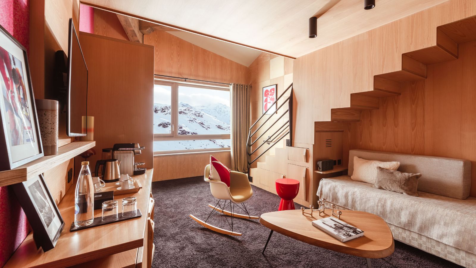 Luxury-Ski-Hotel-Val-Thorens-Altapura-Oxford-Ski-Bedroom (37).jpg