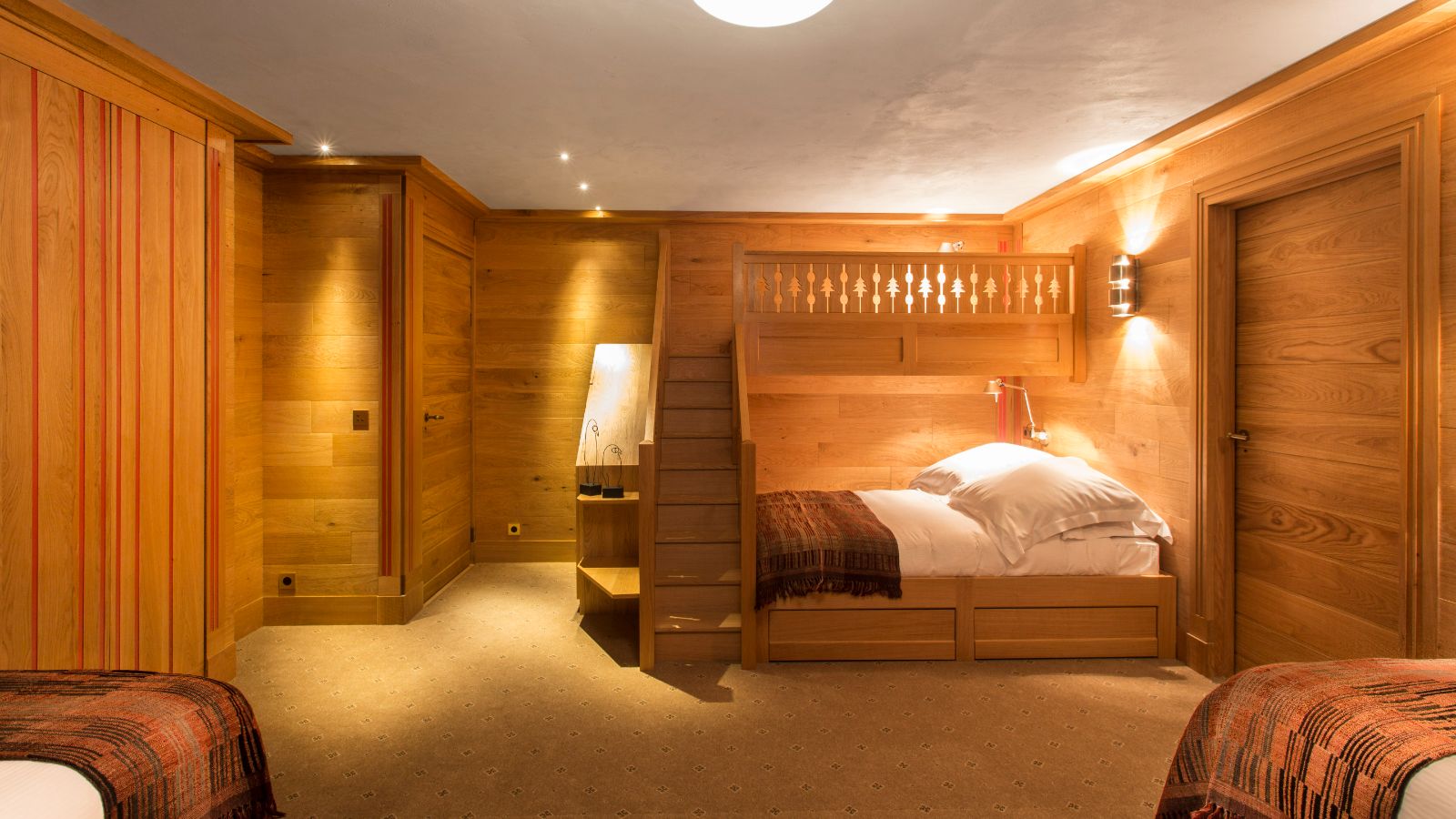 Luxury-Ski-chalet-Val d'Isere- Chalet Chene-Oxford-Ski-Bunk beds.jpg