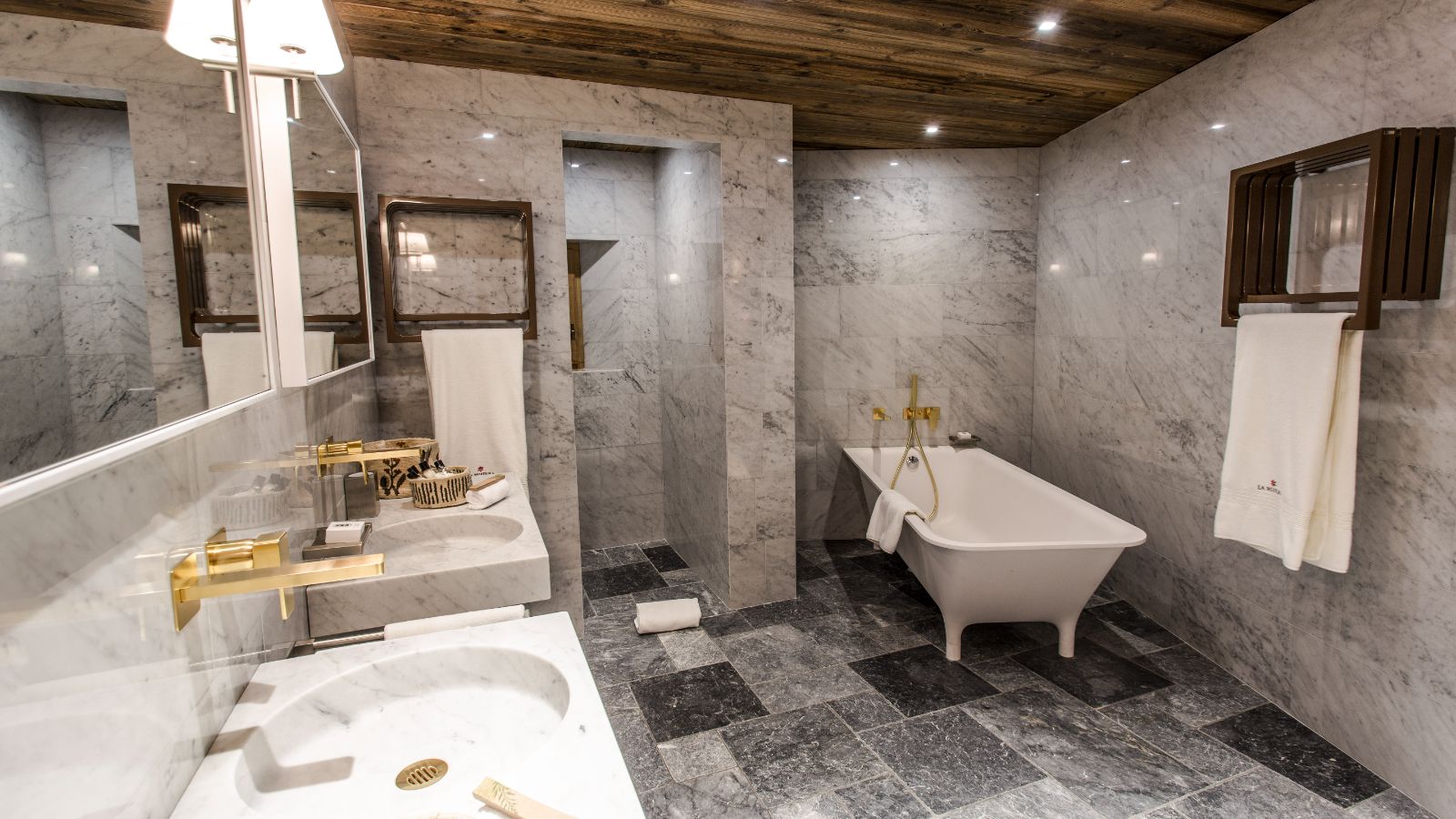 Luxury-Ski-chalet-Val d'Isere- Chalet Chene-Oxford-Ski-Master bathroom.jpg
