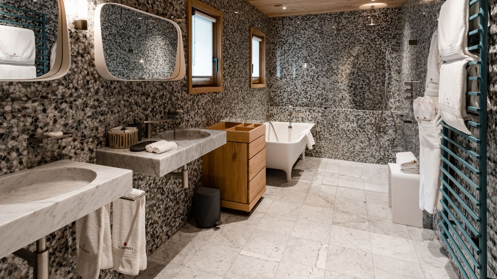 Luxury-Ski-chalet-Val d'Isere- Chalet La Grange-Oxford-Ski-bathroom(1).jpg