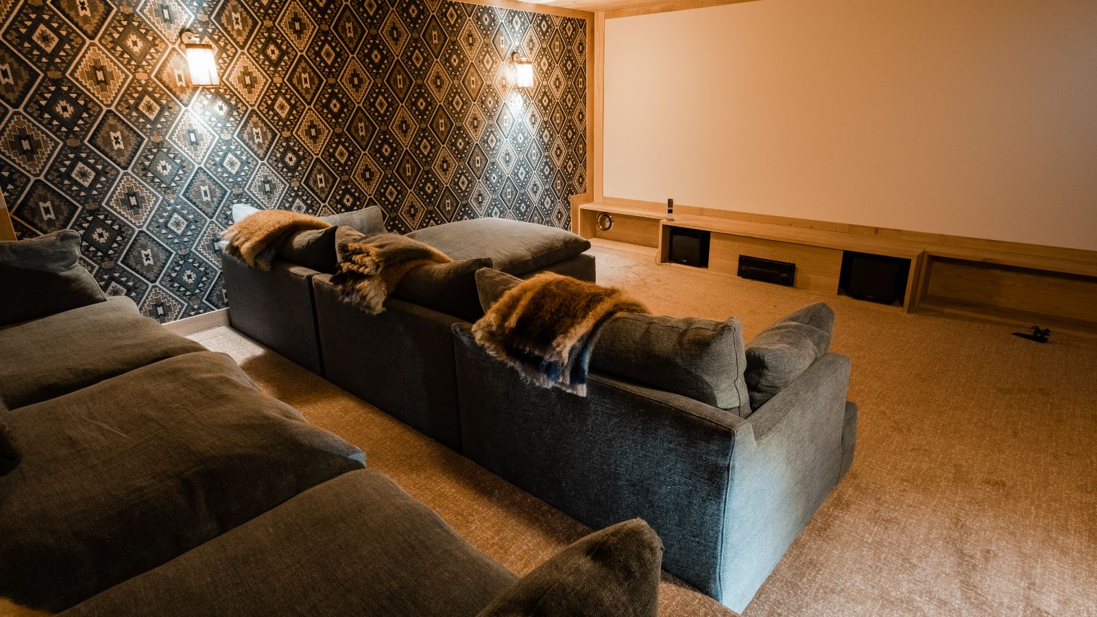 Luxury-Ski-chalet-Val d'Isere- Chalet La Grange-Oxford-Ski-Cinema .jpg