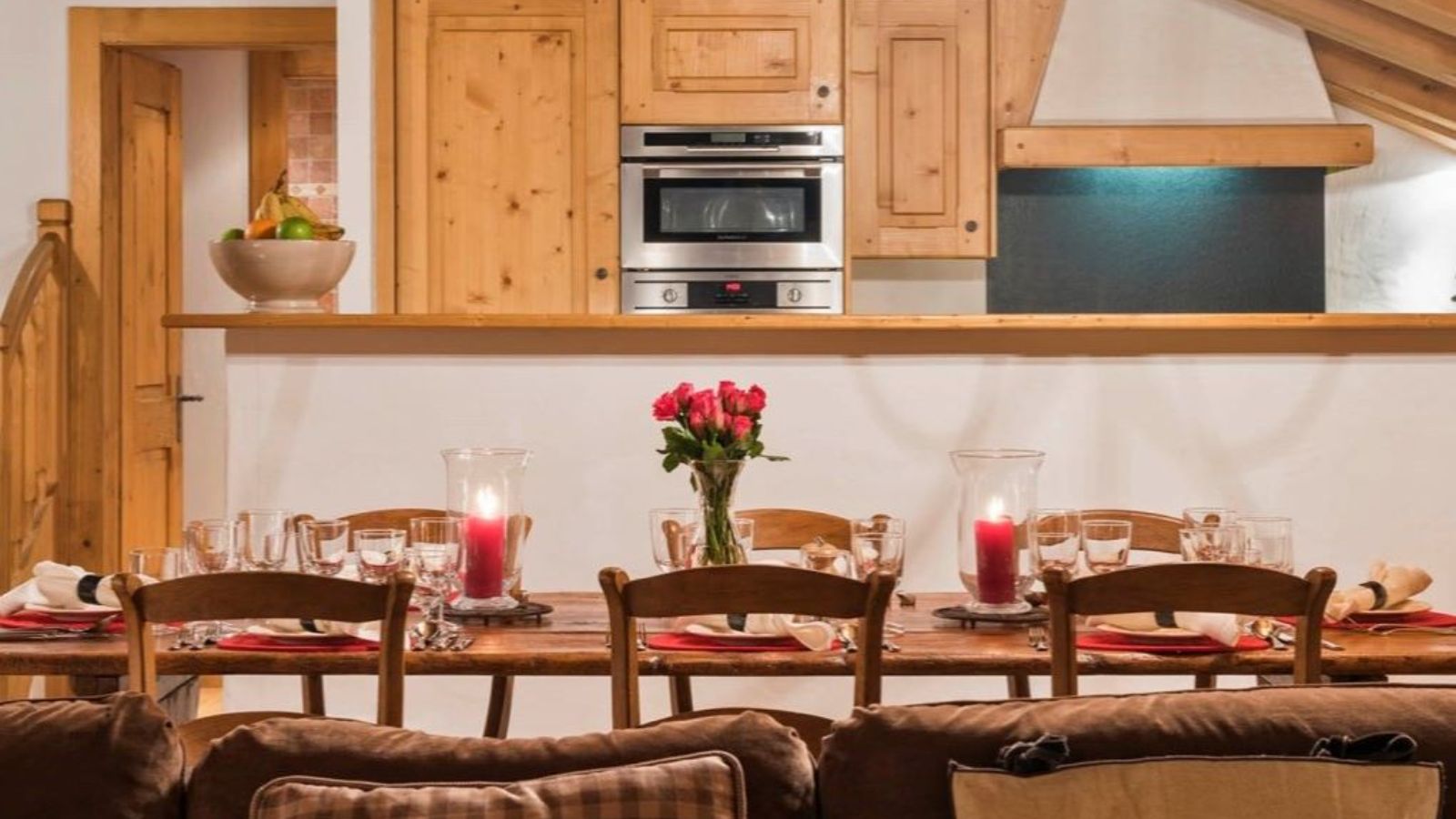 Luxury-Ski-Chalet-Verbier-Chalet-Sophia-Oxford-Ski-Dining2.jpg