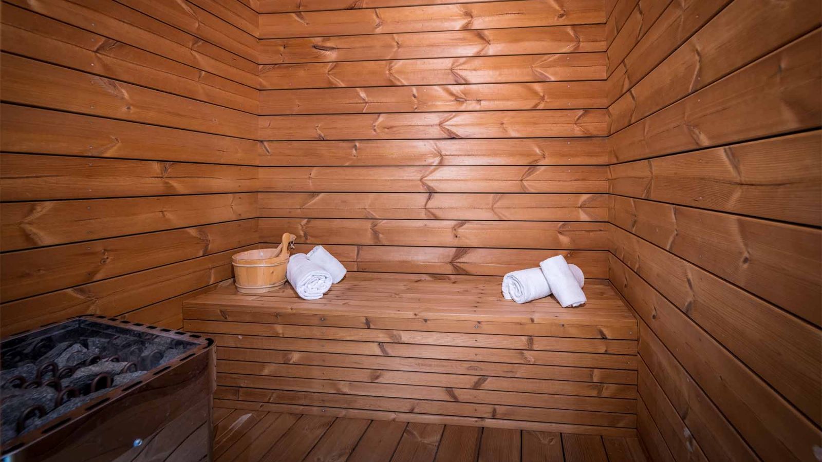 luxury-ski-chalet-woodpecker- (1.jpg