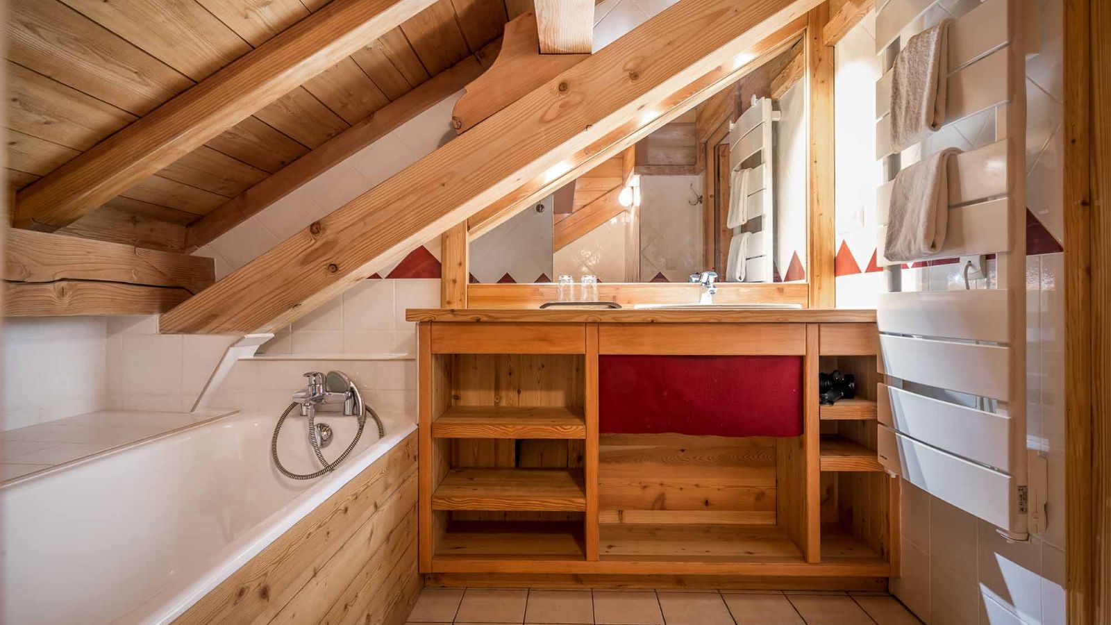 luxury-ski-chalet-chapelle- bathroom1.jpg