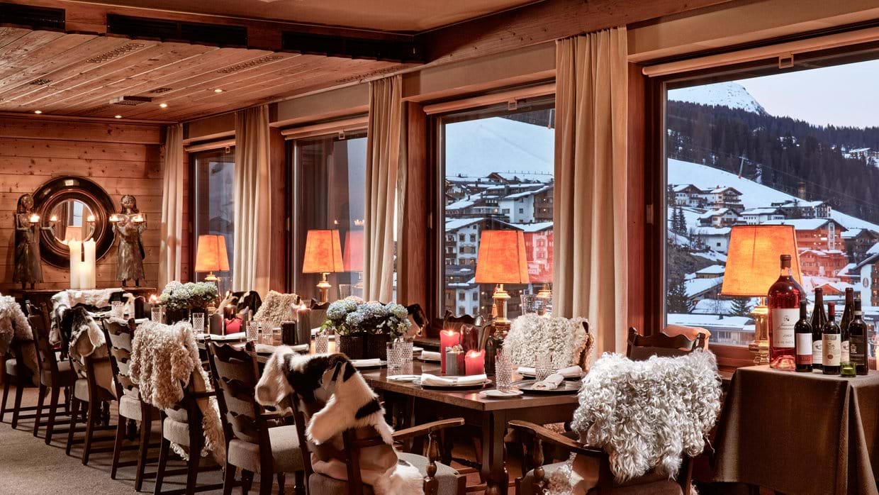 luxury-ski-hotel-Lech-Hotel Kristiania-OxfordSki-dining.jpg