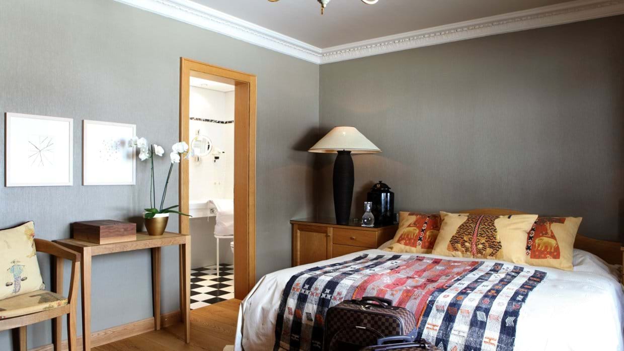 Luxury-ski-hotel-Lech-Hotel Kristiania-Oxford-Ski-Bedroom(1).jpg