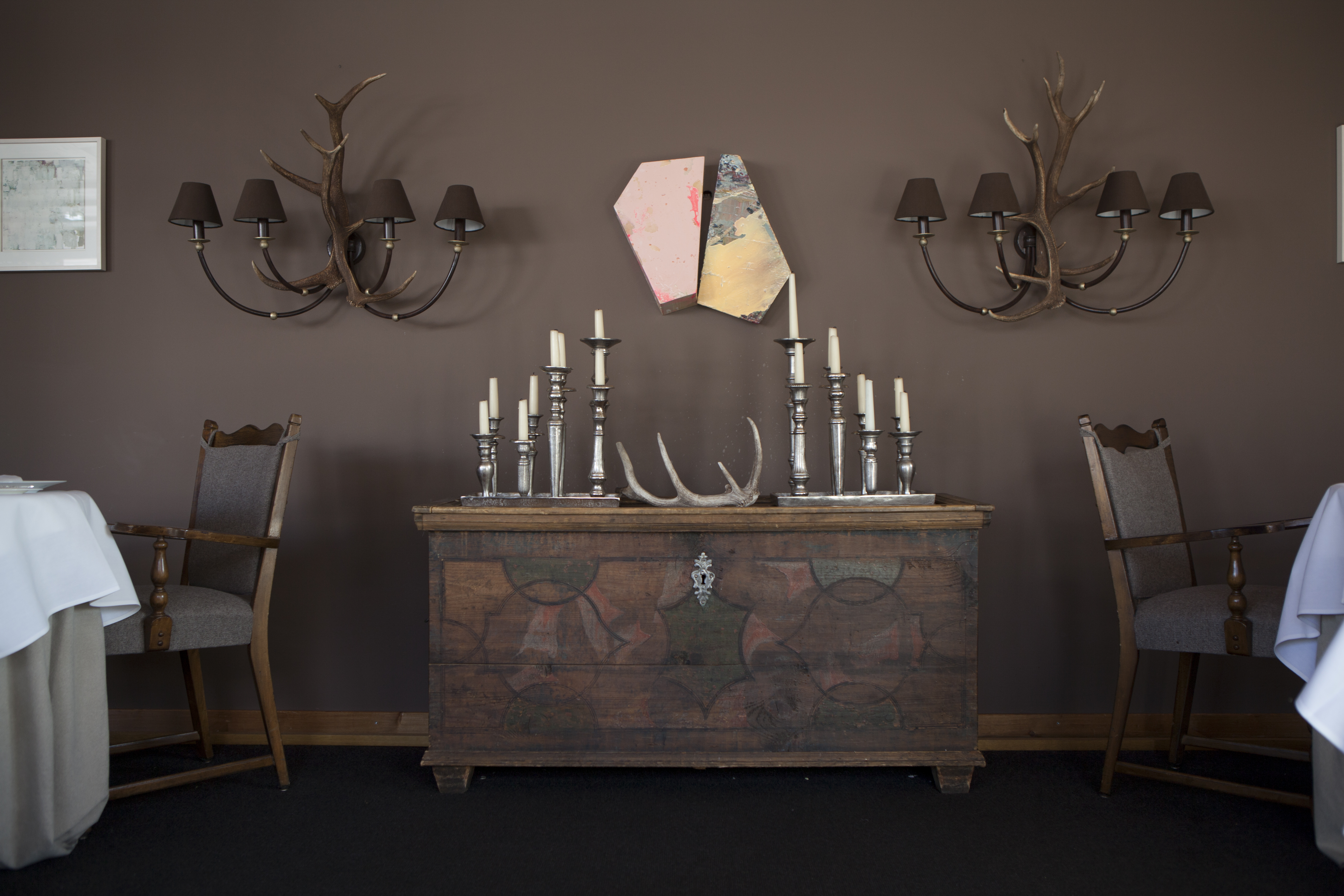 luxury-ski-hotel-Lech-Hotel Kristiania-OxfordSki-decor.jpg