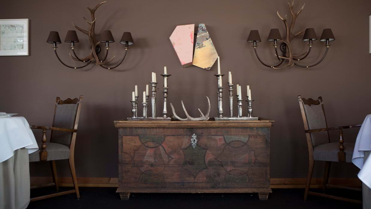 luxury-ski-hotel-Lech-Hotel Kristiania-OxfordSki-decor.jpg