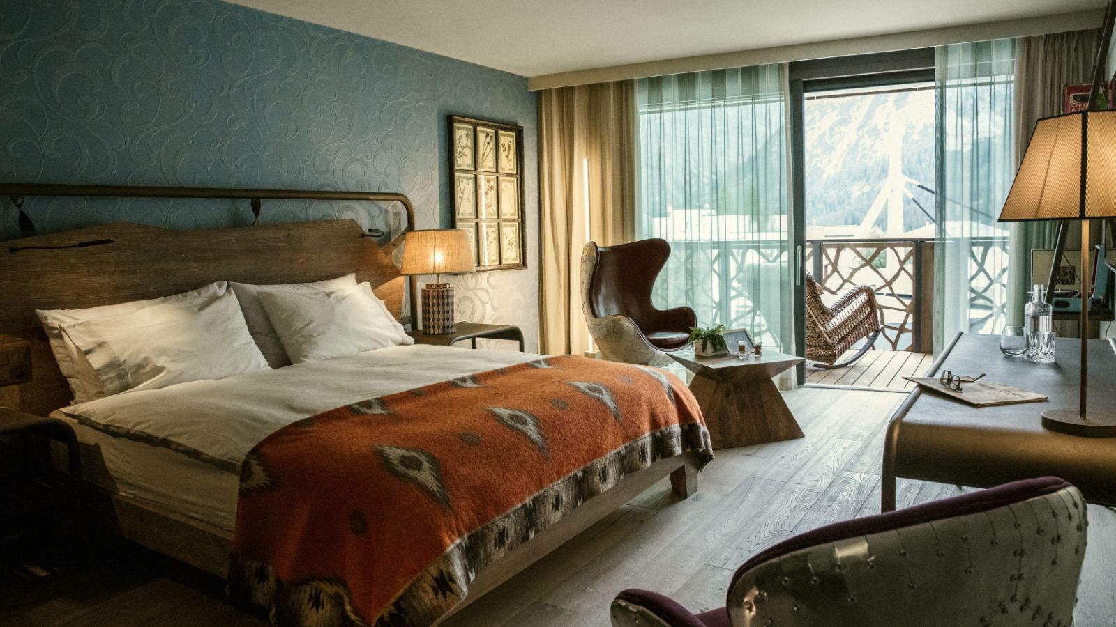 Luxury-ski-hotel-Arosa-Hotel Valsana-Oxford-Ski-Bedroom.jpg