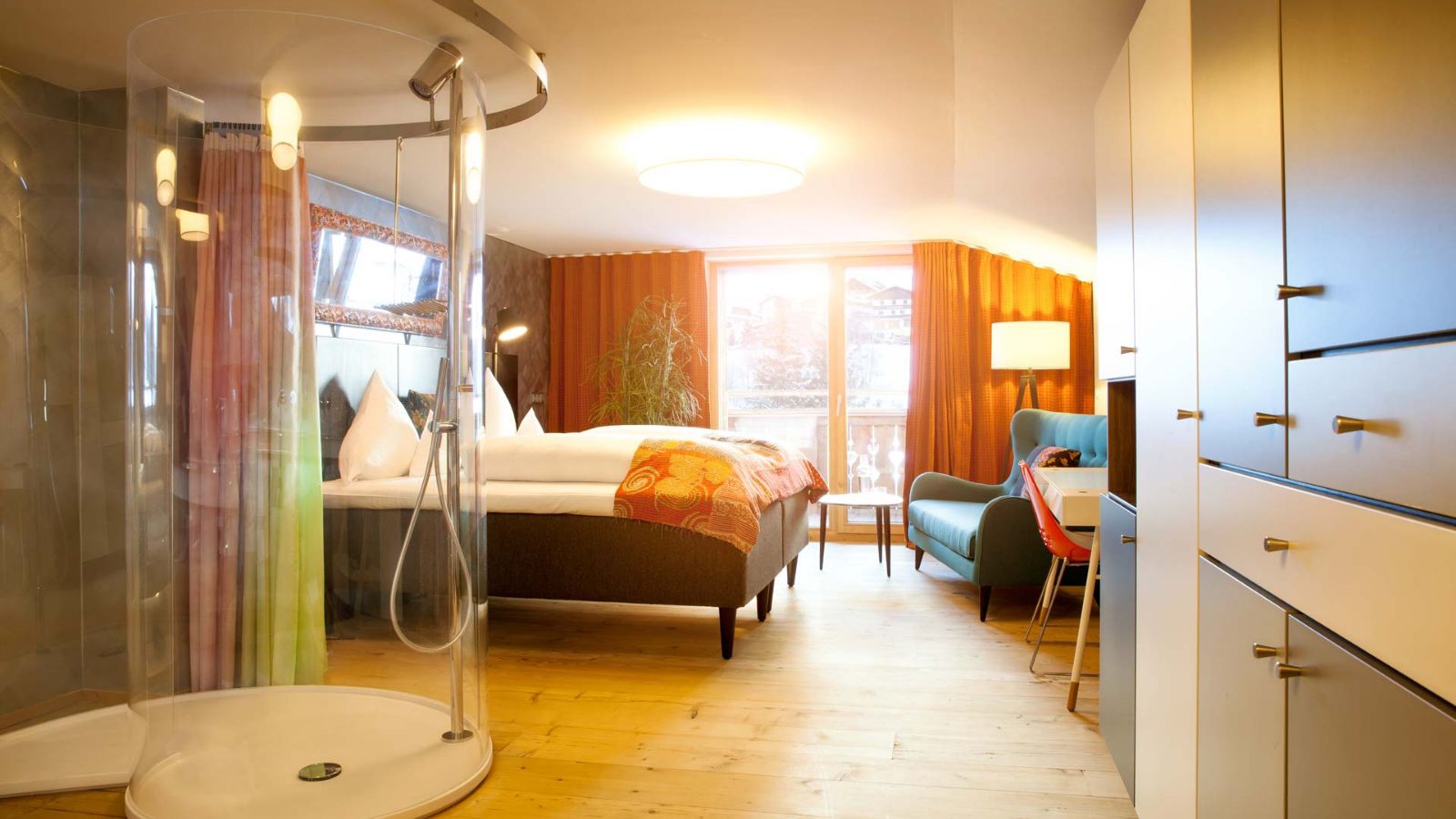 Luxury-ski-hotel-St. Anton-Raffls Tyrol Hotel-Double Room.jpg