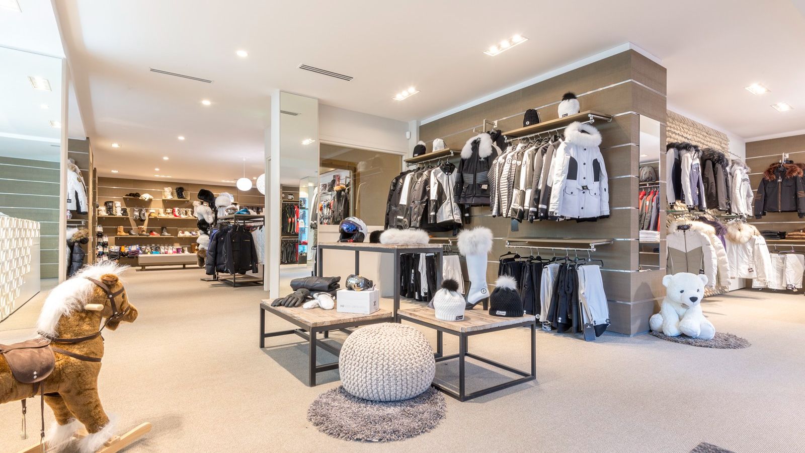 Luxury-ski-hotel-Meribel-Le Kaila-Oxford-Ski-ski shop.jpg