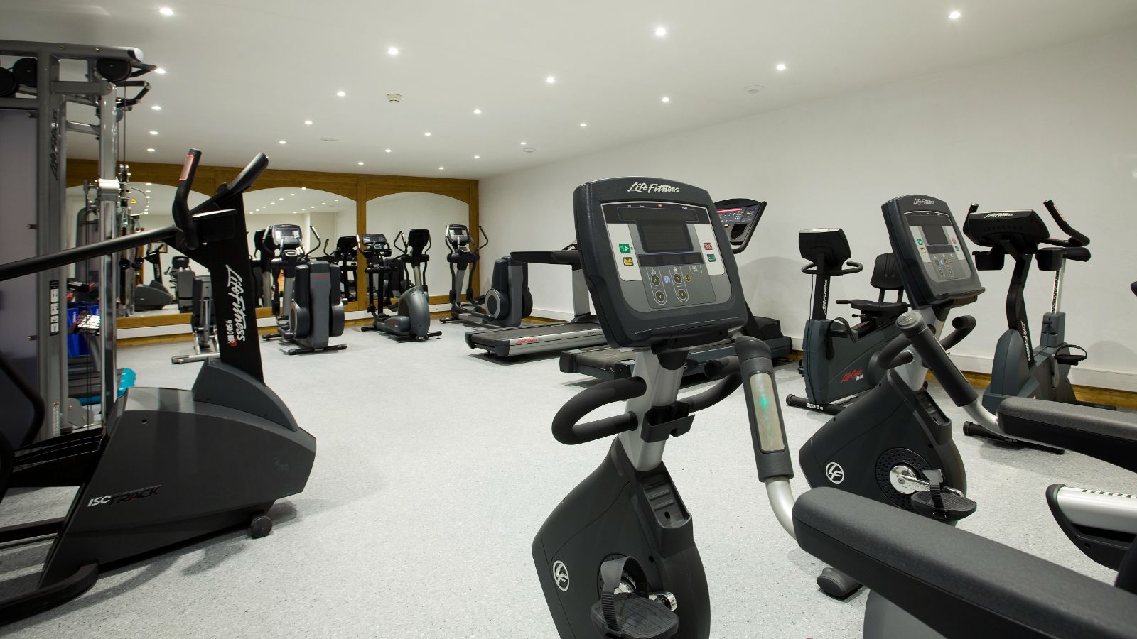 Luxury-ski-hotel-Meribel-Le Kaila-Oxford-Ski-Gym.jpg