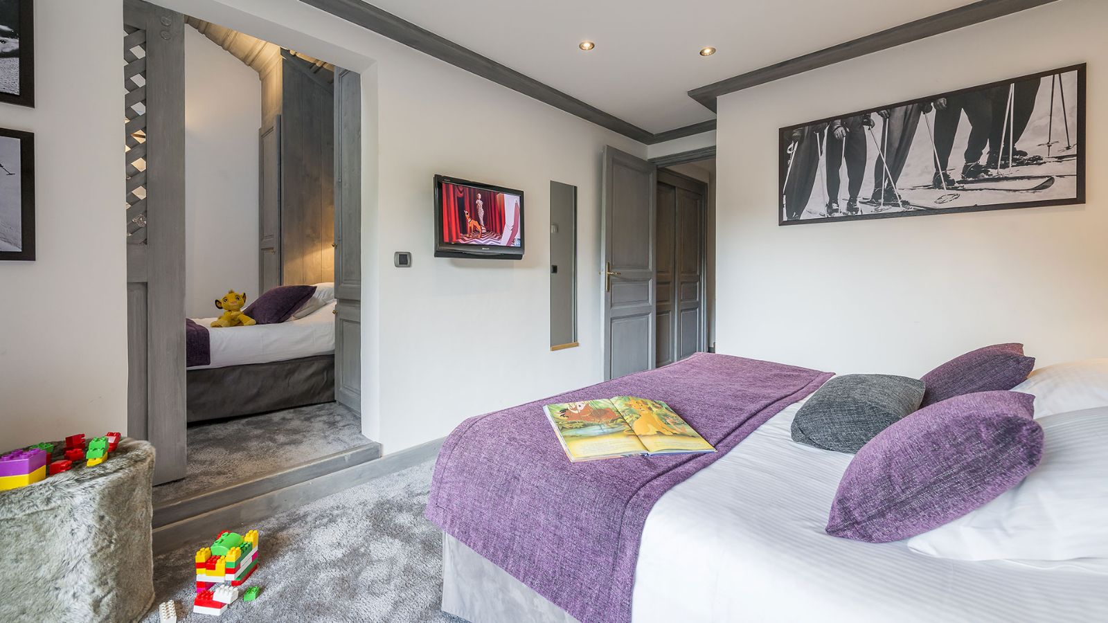 Chambre Famille 3 pers (3) (1).jpg