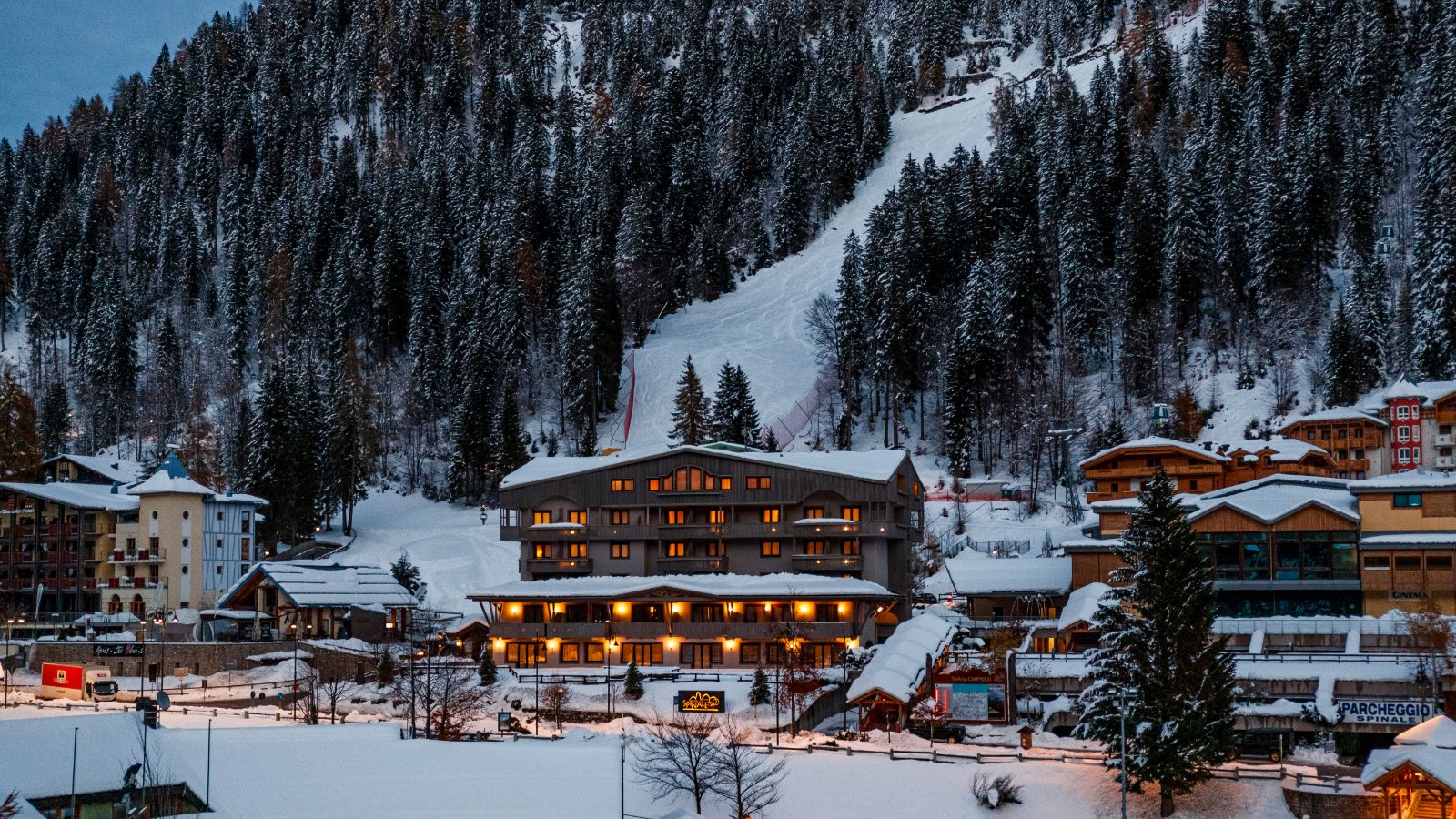 luxury-ski-hotel-madonna-di-campiglio-spinale-exterior-3.jpg