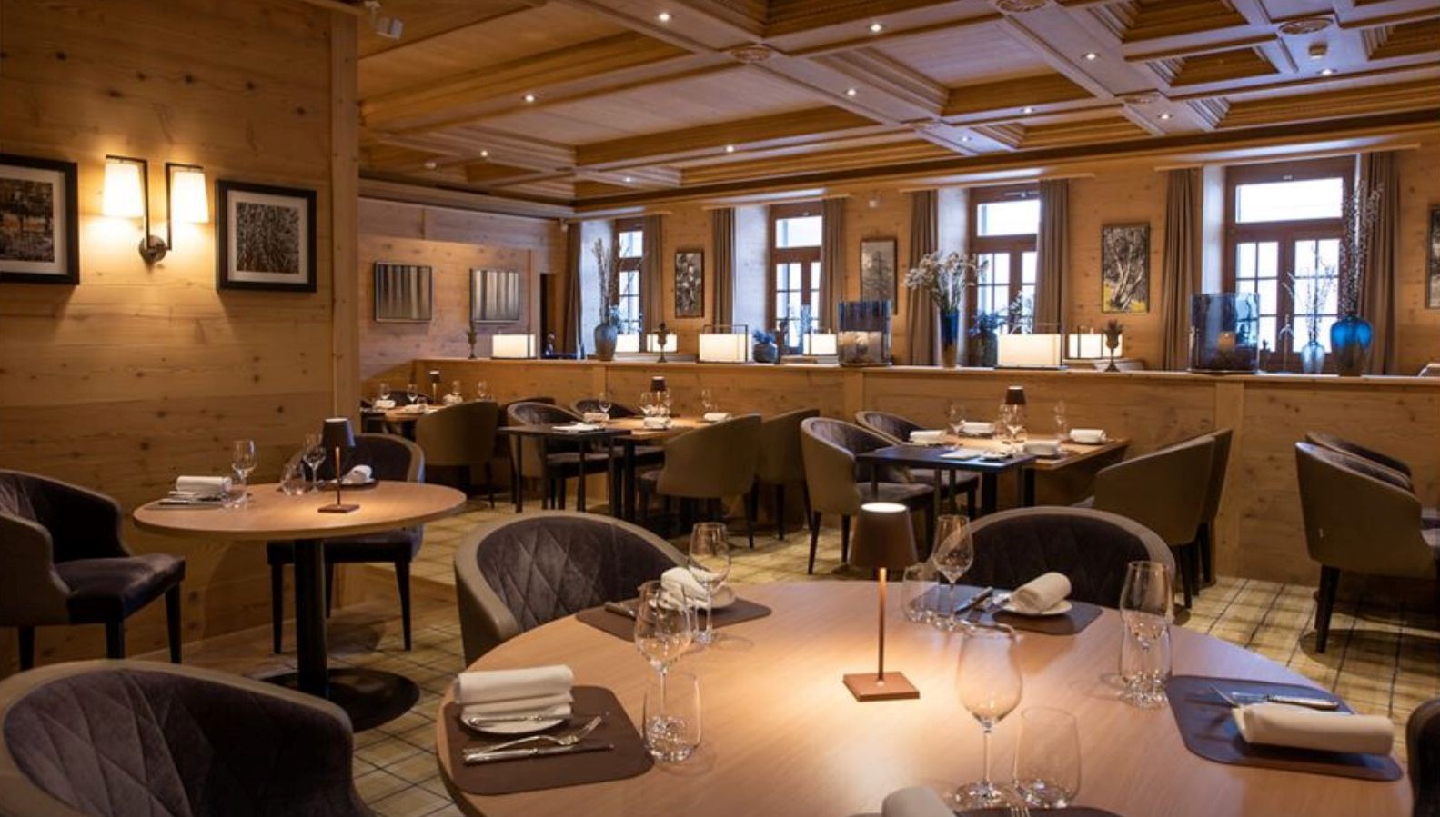 Restaurant 1 - Resized.JPG