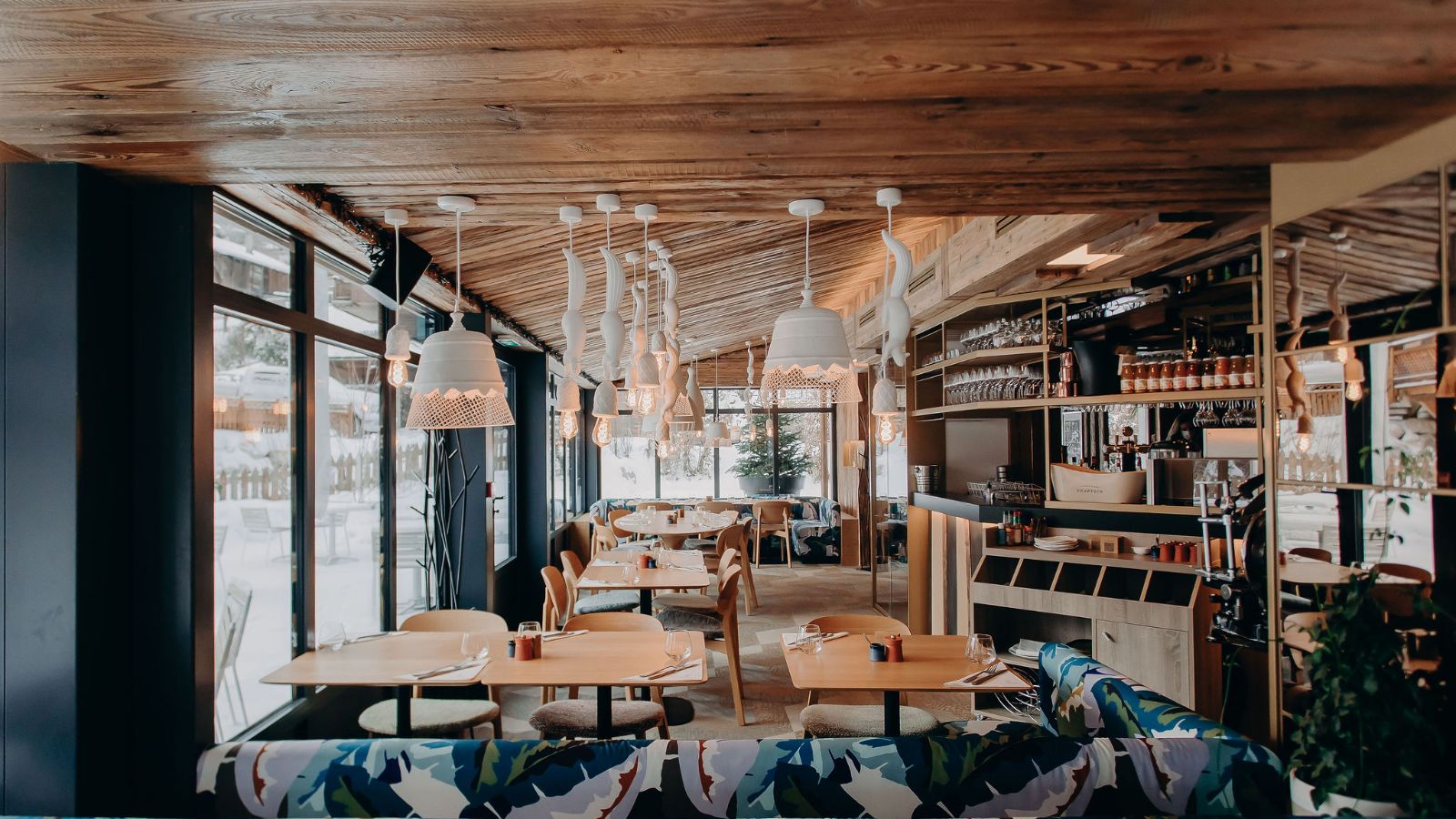 Luxury-ski-hotel-Saint Gervais-Armancette Hotel-Oxford-ski-Restaurant.jpg