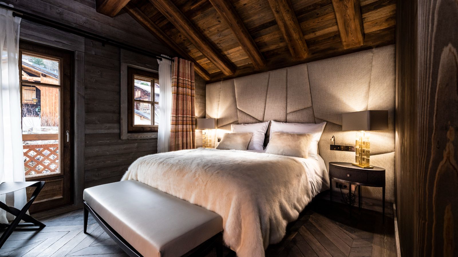 Luxury-ski-hotel-Saint Gervais-Armancette Hotel-Oxford-ski-Bedroom(2).jpg