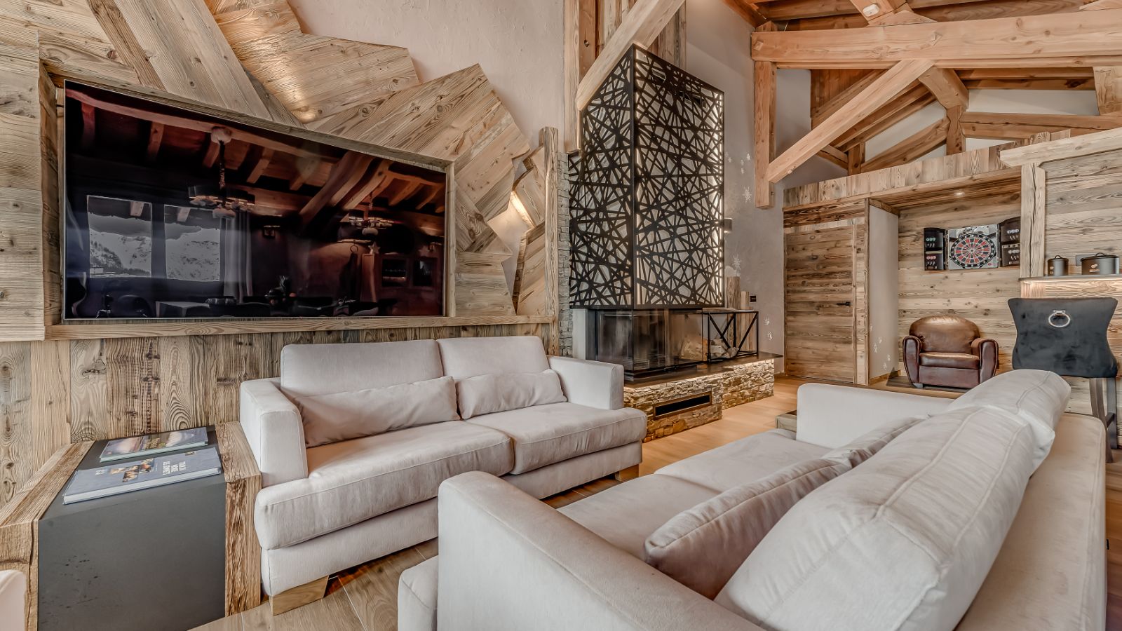 Luxury-Ski-Chalet- Tignes-Chalet Macha-Oxford-Ski-Lounge.jpg