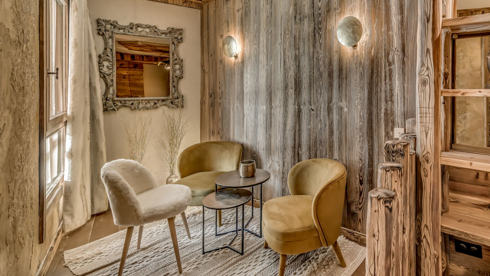 Luxury-Ski-Chalet-Tignes-Chalet-Ganga-Oxford-Ski-Bedroom Suite (14).jpg