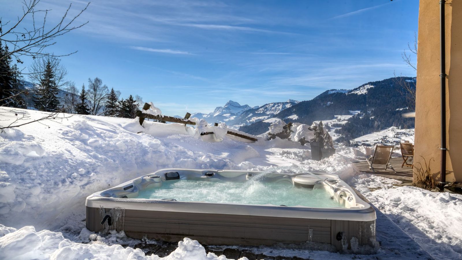 Luxury-ski-chalet-megeve-ketchina-oxford-ski-ht.jpg