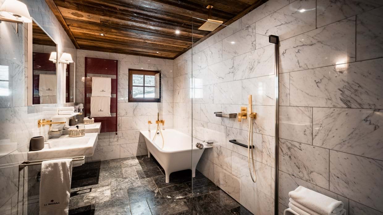 luxury-ski-chalet-val-disere-chalet-sequoia-oxford-ski (7).jpg