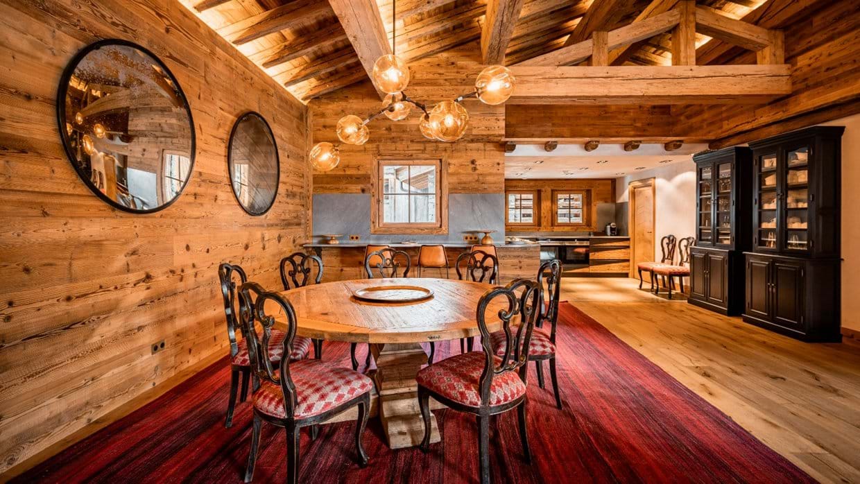 luxury-ski-chalet-val-disere-chalet-sequoia-oxford-ski (16).jpg