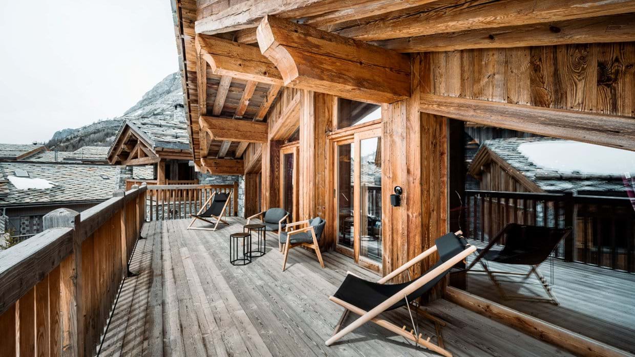 luxury-ski-chalet-val-disere-chalet-sequoia-oxford-ski (22).jpg
