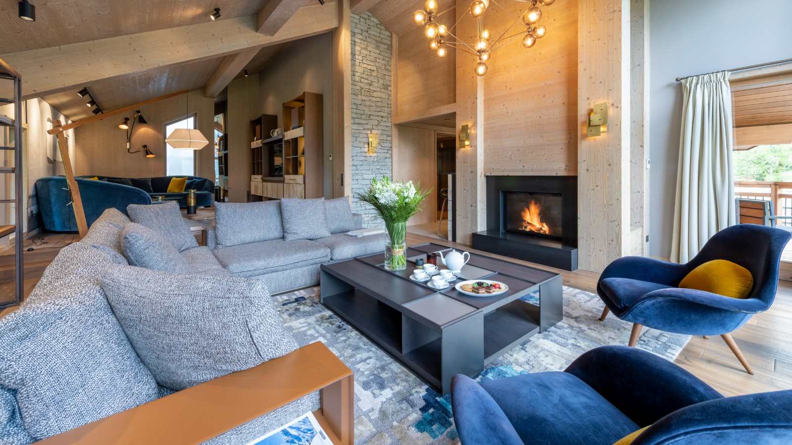 luxury-ski-chalet-meribel-chalet-altius-oxford-ski-company (46).jpg