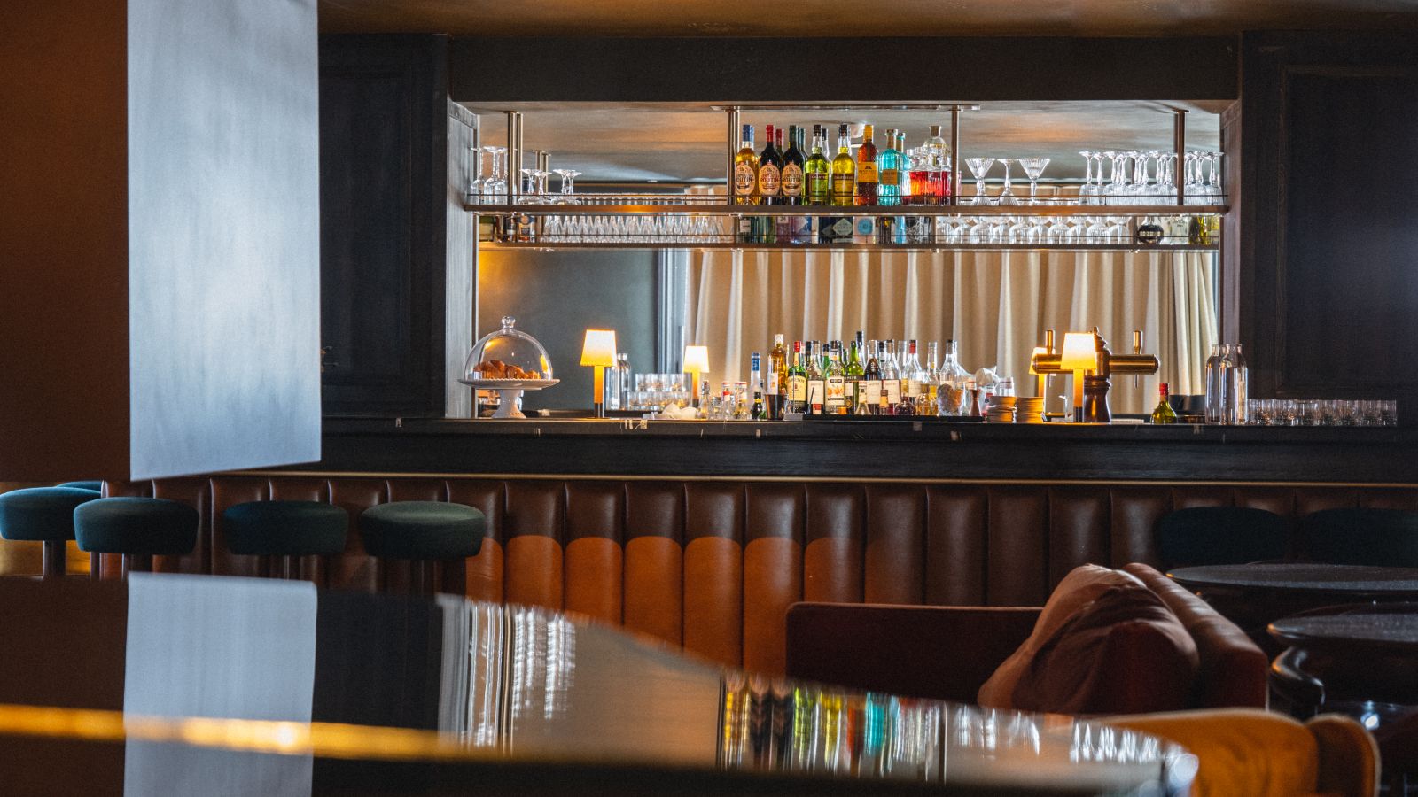 restaurant-bar (1).jpg