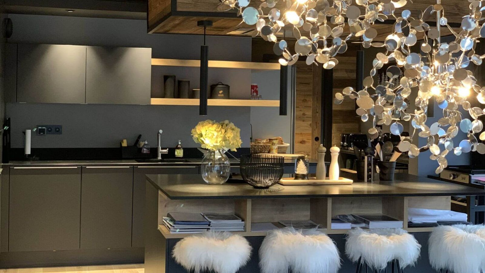 Chalet-Sandjeman-Morzine-Open-Plan-Kitchen (1).jpg