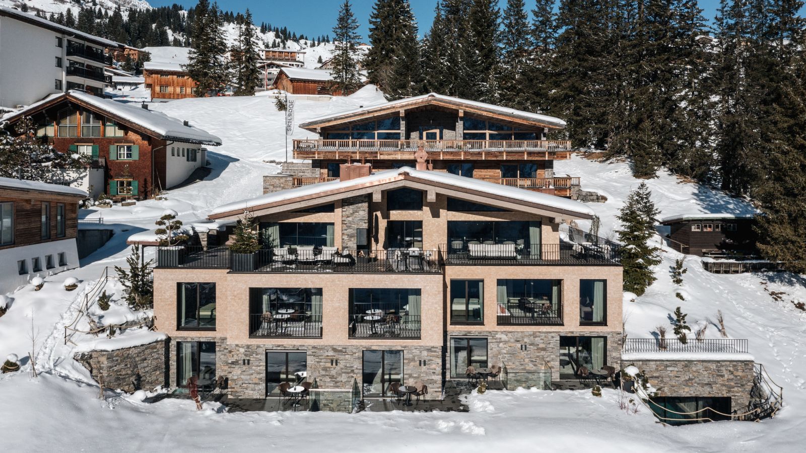 Luxury-Ski-Chalet-Operlech-Le Chalet-Oxford-Ski-Exterior (day).jpg