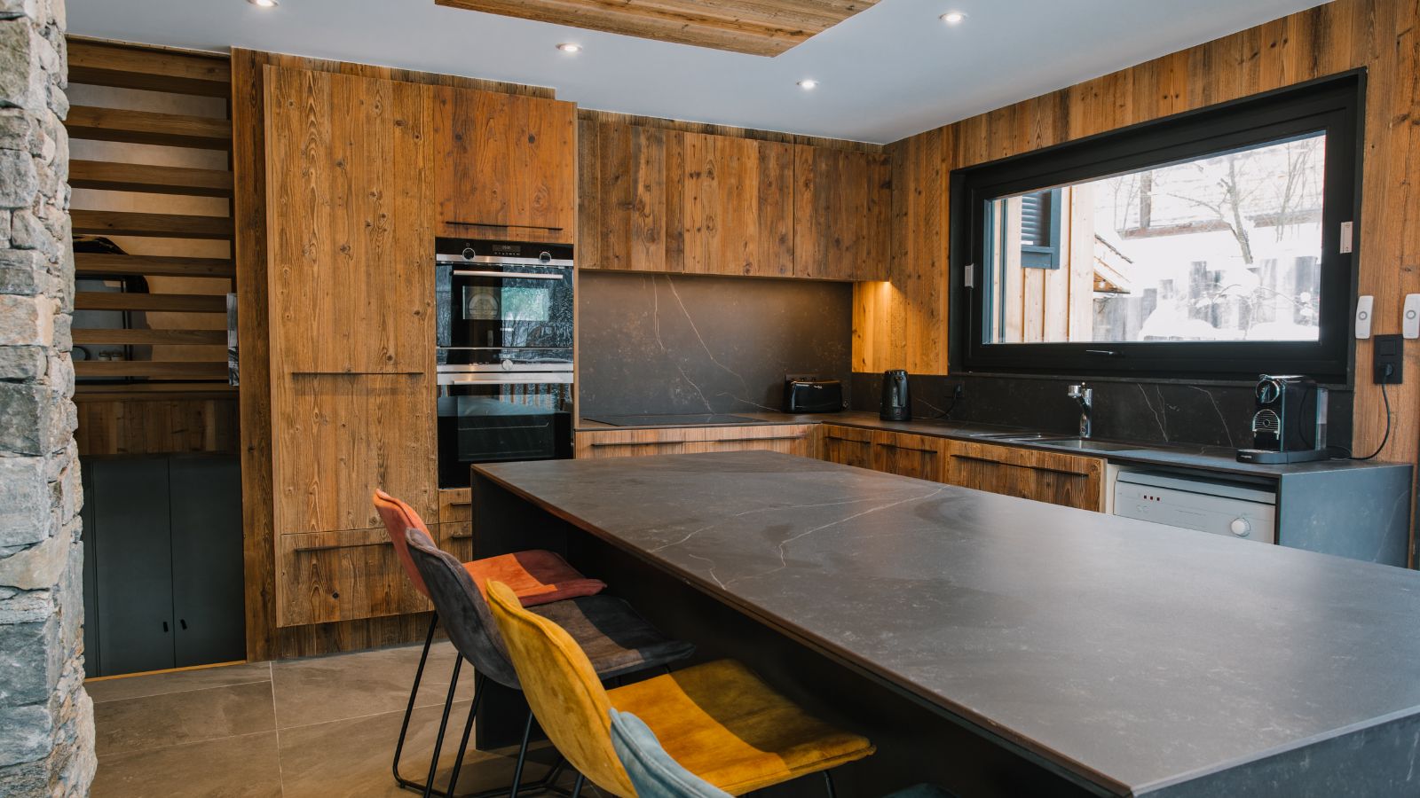 Luxury-Ski-Chalet-Morzine-Wilkids-Oxford-Ski-Kitchen.jpg