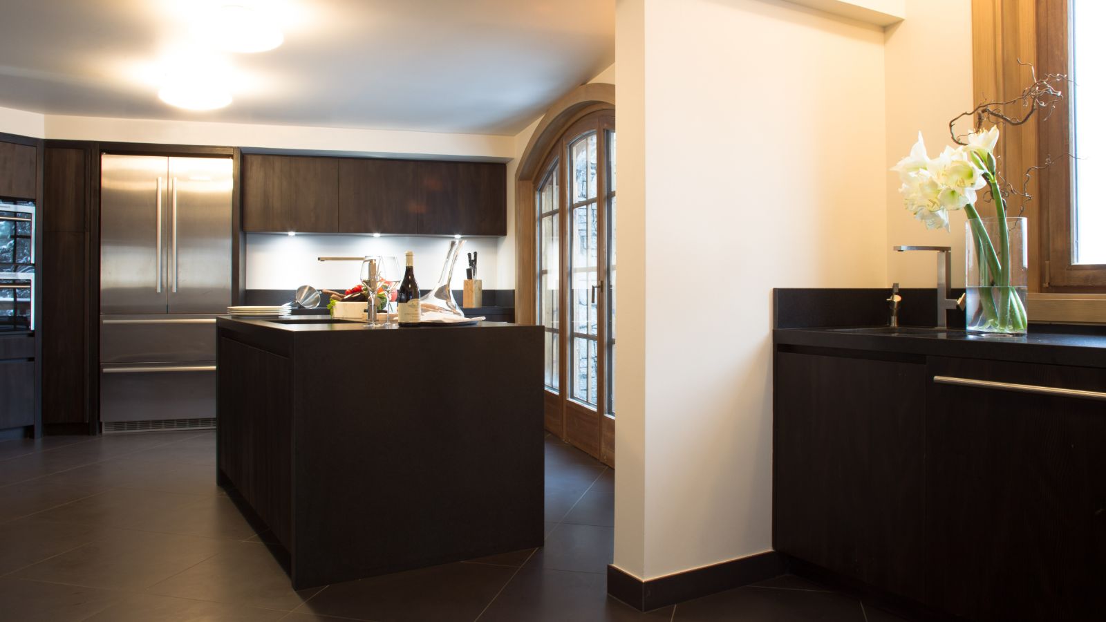 Luxury-ski-Hotel-Courchevel 1850-Alpensia-Oxford-Ski-Kitchen.jpg