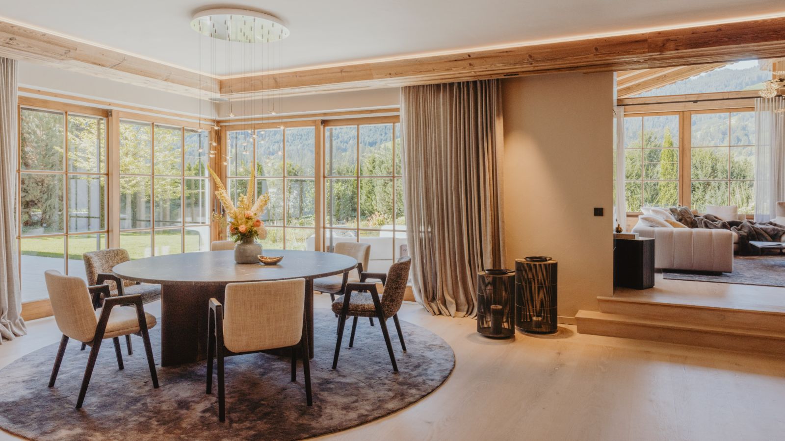 Luxury-ski-chalet-Kitzbuhel-Chalet Creek-Oxford-Ski-Sitting area.jpg