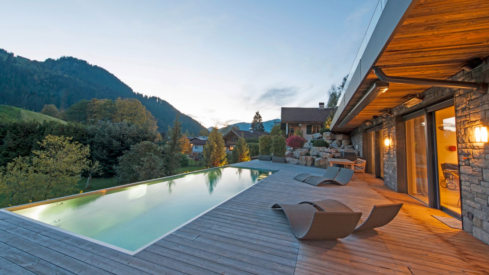 Luxury-ski-chalet-Kitzbuhel-Chalet Tiffany-Oxford-Ski-Pool.jpg