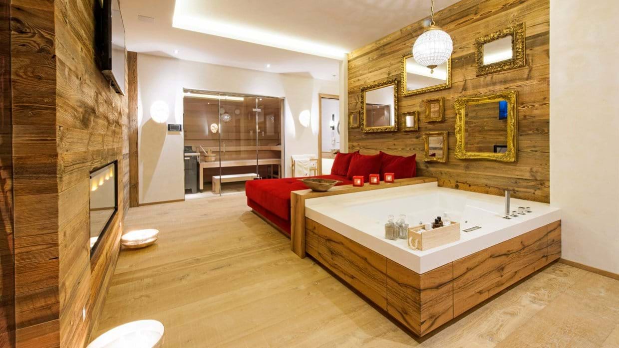 Luxury-ski-chalet-Kitzbuhel-Chalet Tiffany-Oxford-Ski-Spa(3).jpg