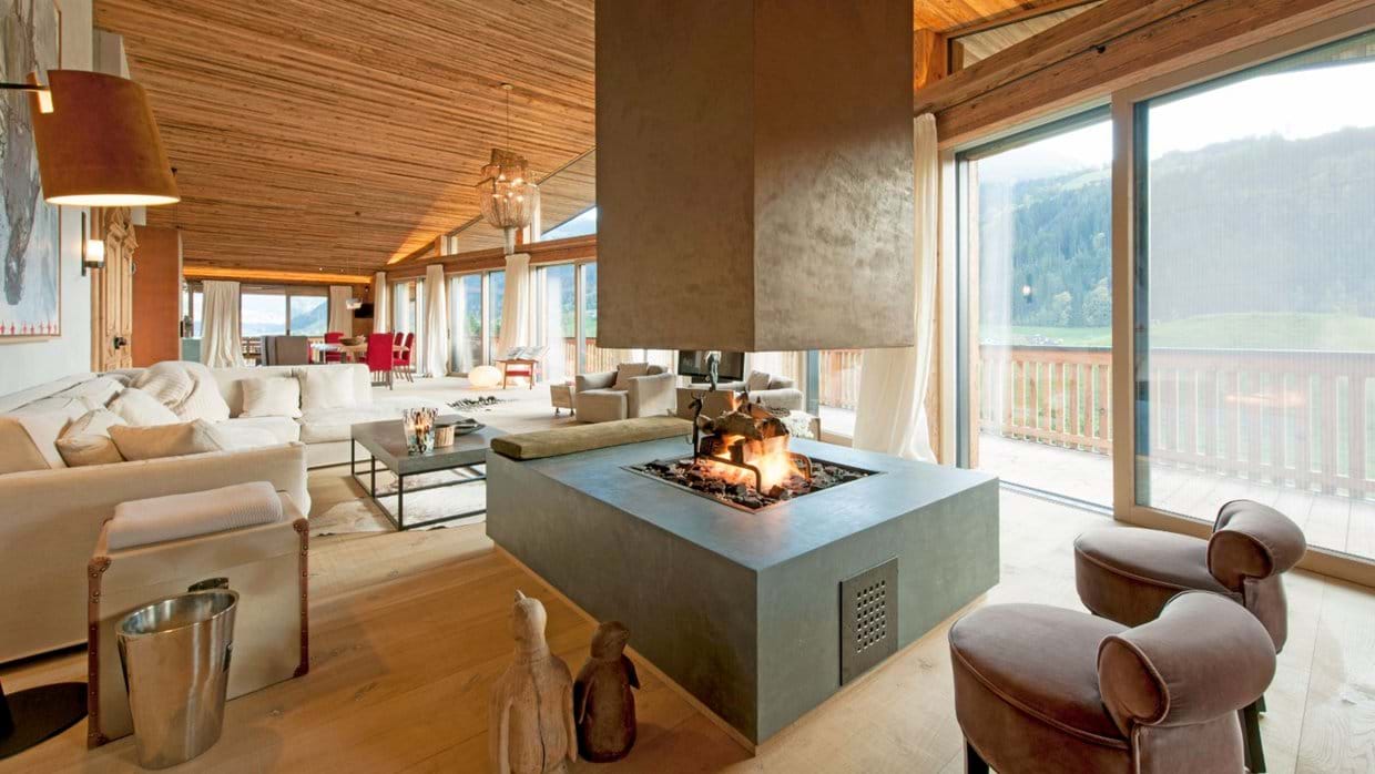 Luxury-ski-chalet-Kitzbuhel-Chalet Tiffany-Oxford-Ski-Fireplace.jpg