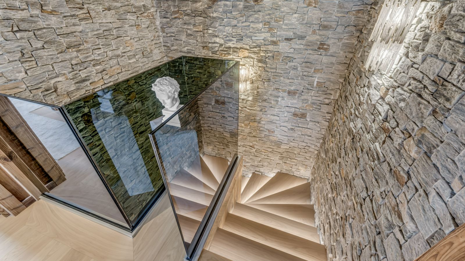 Luxury-ski-chalet-Courchevel1850-PenthouseB-oxford-ski-stairs 2.jpg